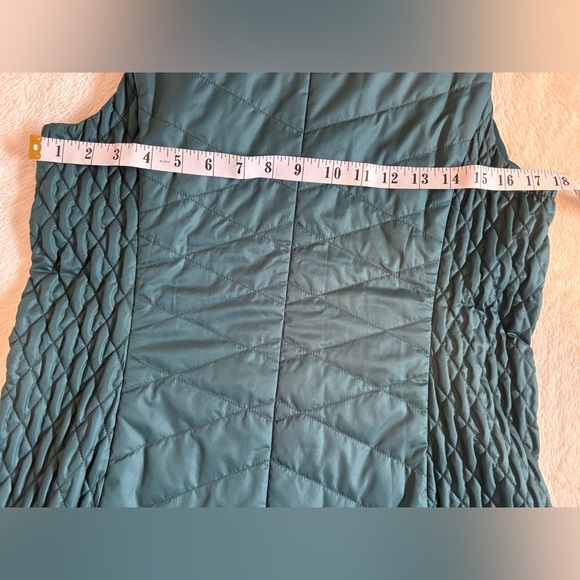 L.L. Bean | teal turquoise soft lined quilted vest sz small everyday casual - Picture 3 of 6